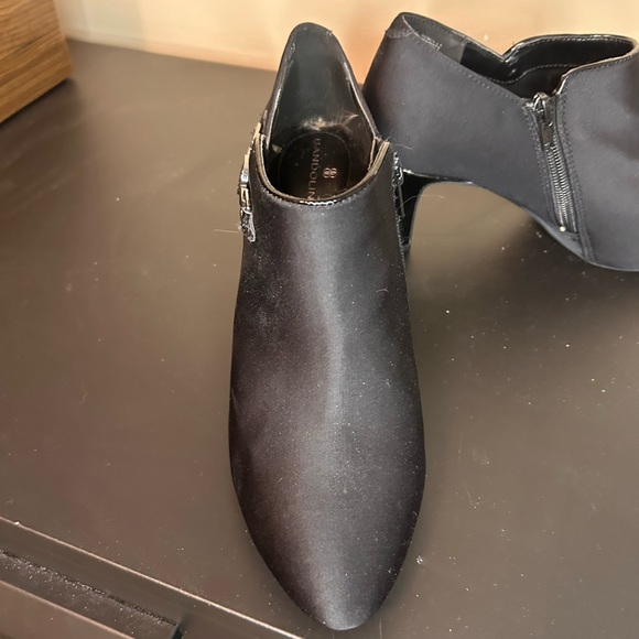 Selling black Bandolino booties. - Picture 3 of 4